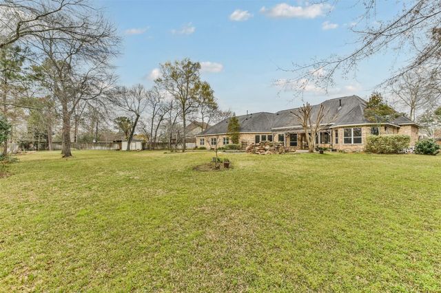 2 Sagestone, Conroe, TX 77304
