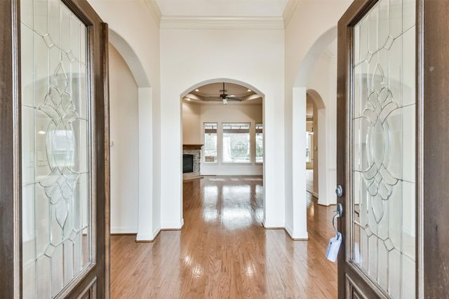 2 Sagestone, Conroe, TX 77304