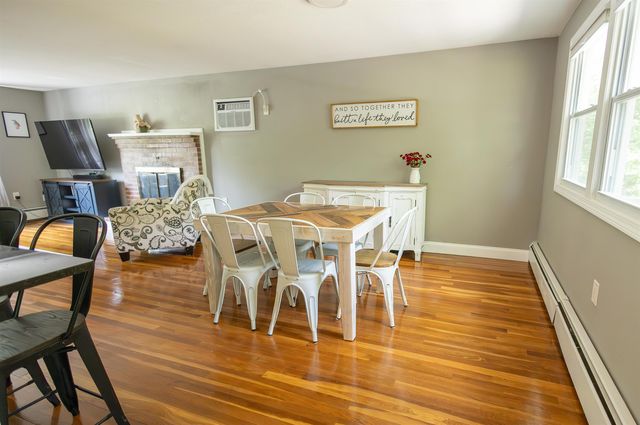 32 Alvirne Drive, Hudson, NH 03051