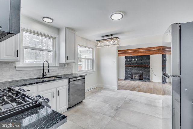 496 TUCKERTON RD, Medford, NJ 08055