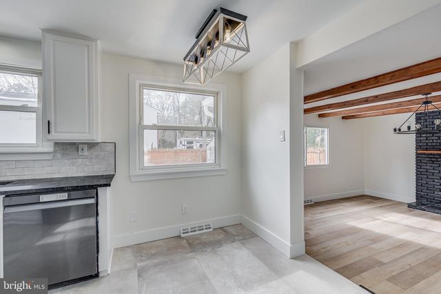 496 TUCKERTON RD, Medford, NJ 08055