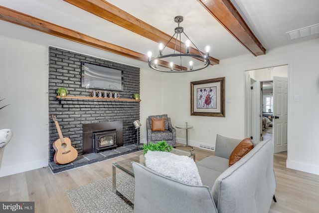 496 TUCKERTON RD, Medford, NJ 08055