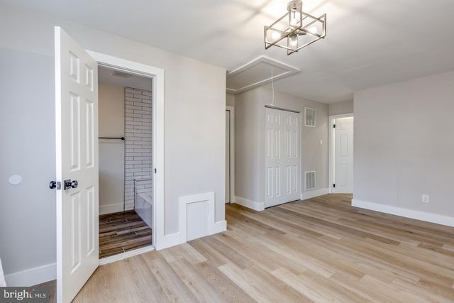 496 TUCKERTON RD, Medford, NJ 08055