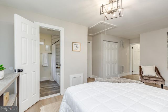 496 TUCKERTON RD, Medford, NJ 08055