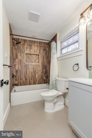 496 TUCKERTON RD, Medford, NJ 08055