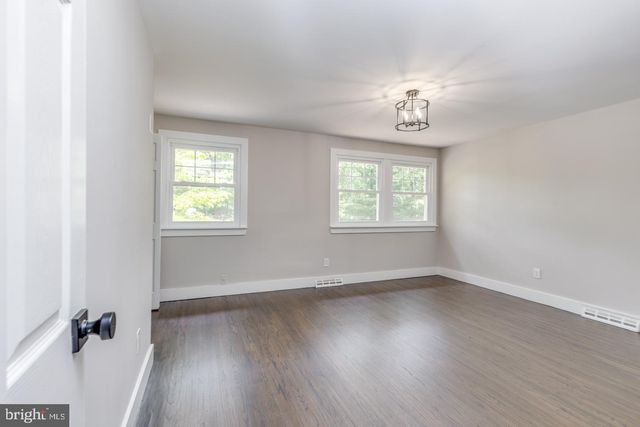 496 TUCKERTON RD, Medford, NJ 08055