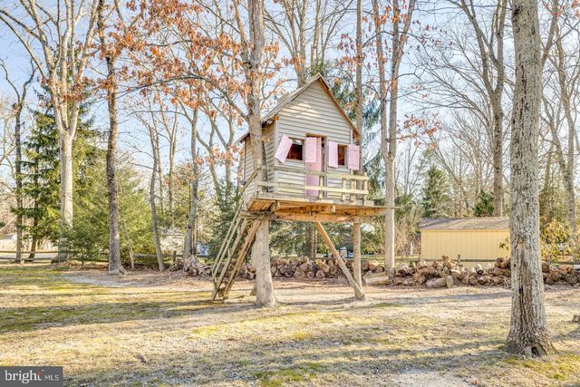 496 TUCKERTON RD, Medford, NJ 08055