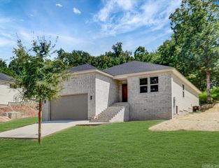 312 Columbia Hills Street, Hot Springs, AR 71913