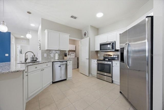301 TERRACE RIDGE CIRCLE 301, Davenport, FL 33896