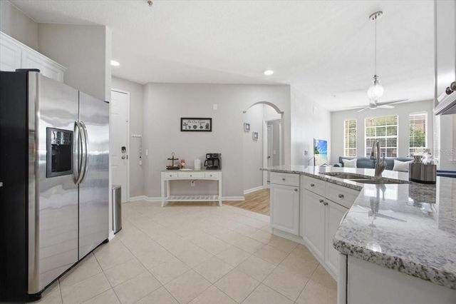 301 TERRACE RIDGE CIRCLE 301, Davenport, FL 33896