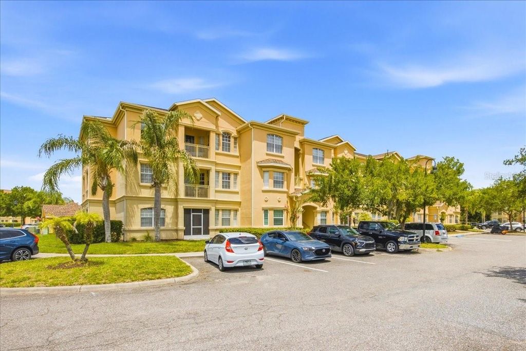 301 TERRACE RIDGE CIRCLE 301, Davenport, FL 33896