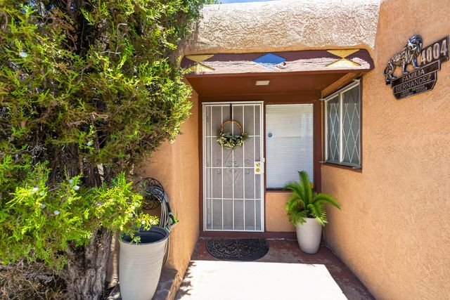 4004 Van Buren Street NE, Albuquerque, NM 87110