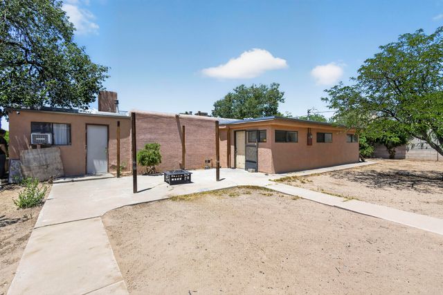 4004 Van Buren Street NE, Albuquerque, NM 87110