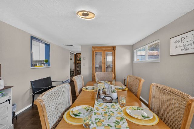 4004 Van Buren Street NE, Albuquerque, NM 87110