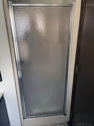 5639 Heathdale Avenue, Warren, MI 48092