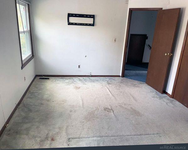 5639 Heathdale Avenue, Warren, MI 48092