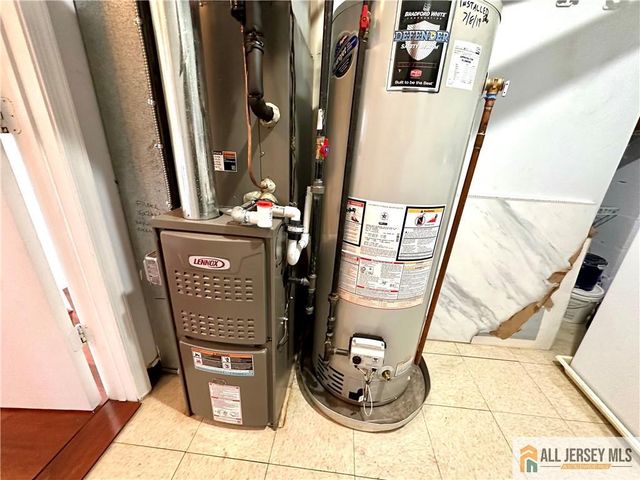 341 Wimbeldon Court, North Brunswick, NJ 08902