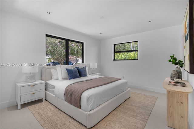 536 Minorca Ave, Coral Gables, FL 33134
