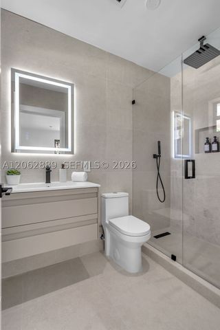 536 Minorca Ave, Coral Gables, FL 33134