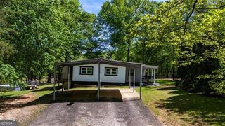1369 HIGHWAY 16, Whitesburg, GA 30185
