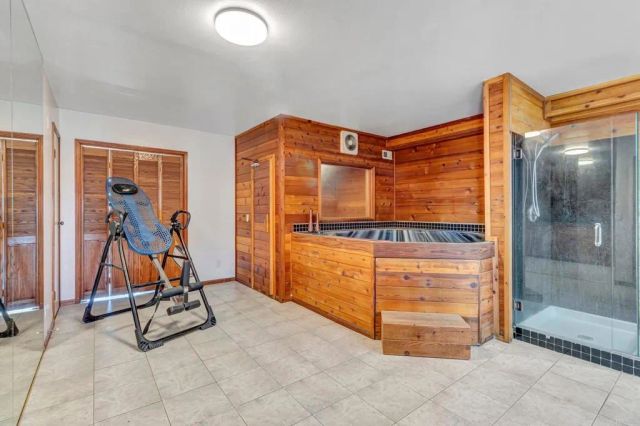 2702 Country Club Drive, Escondido, CA 92029