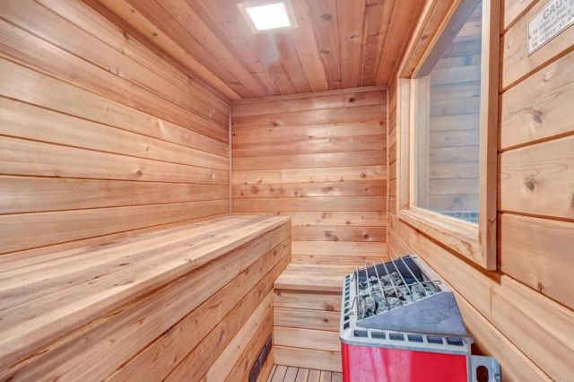 2702 Country Club Drive, Escondido, CA 92029