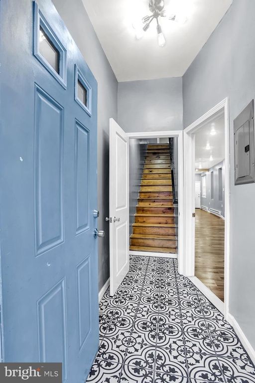 1531 W BUTLER STREET, Philadelphia, PA 19140