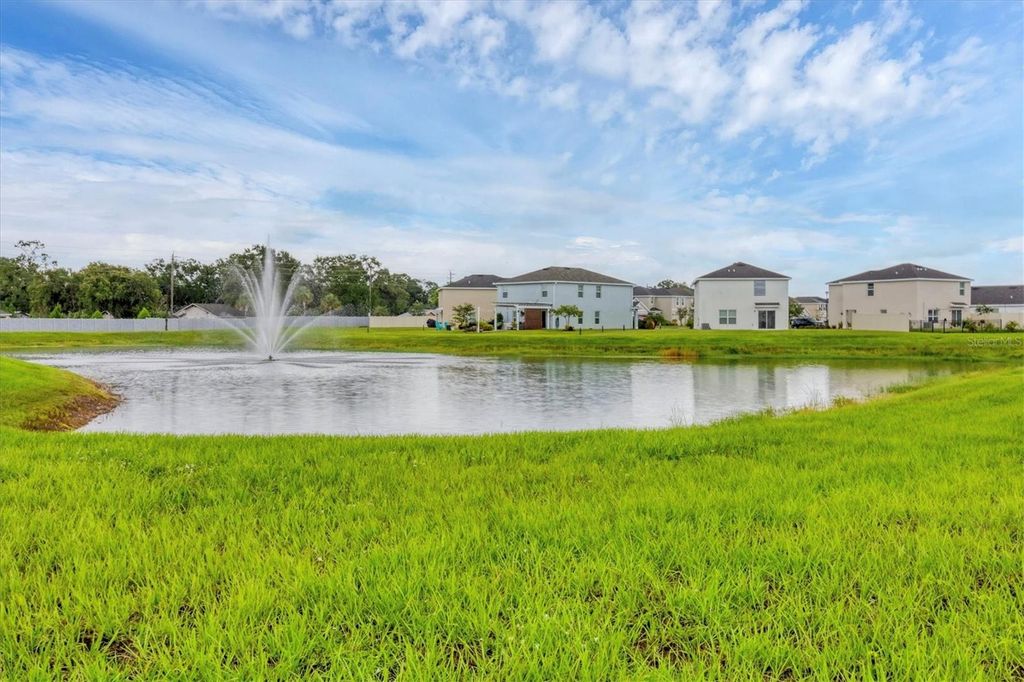 Image 2 of property listing at 3816 CALAMITY TERRACE, Bradenton, FL 34208