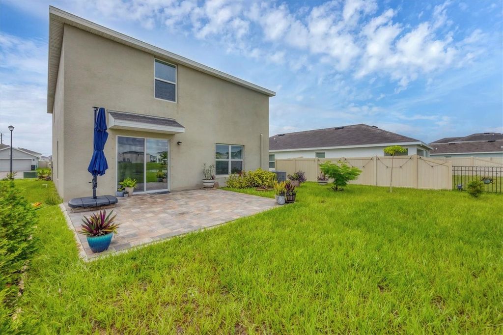 Image 3 of property listing at 3816 CALAMITY TERRACE, Bradenton, FL 34208