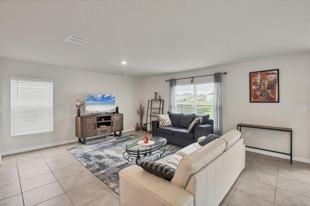 Image 6 of property listing at 3816 CALAMITY TERRACE, Bradenton, FL 34208