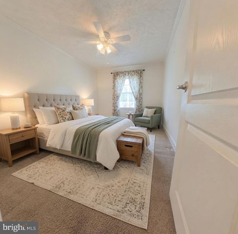 110 E HARBOR DR, Reedville, VA 22539