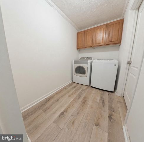 110 E HARBOR DR, Reedville, VA 22539