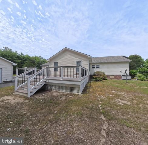 110 E HARBOR DR, Reedville, VA 22539