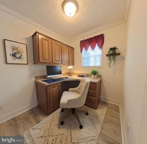 110 E HARBOR DR, Reedville, VA 22539