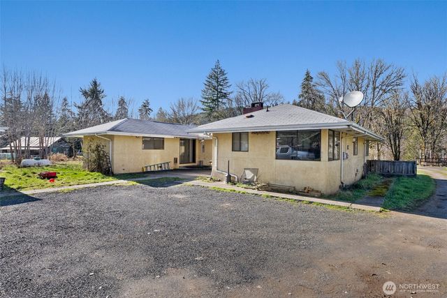 252 Porter Creek Road, Elma, WA 98541