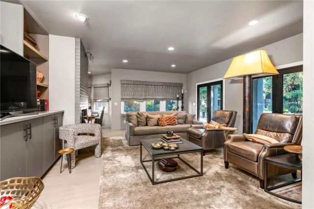 2351 Lynborough Court, Turlock, CA 95382