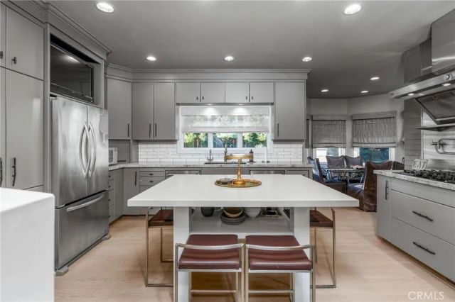 2351 Lynborough Court, Turlock, CA 95382