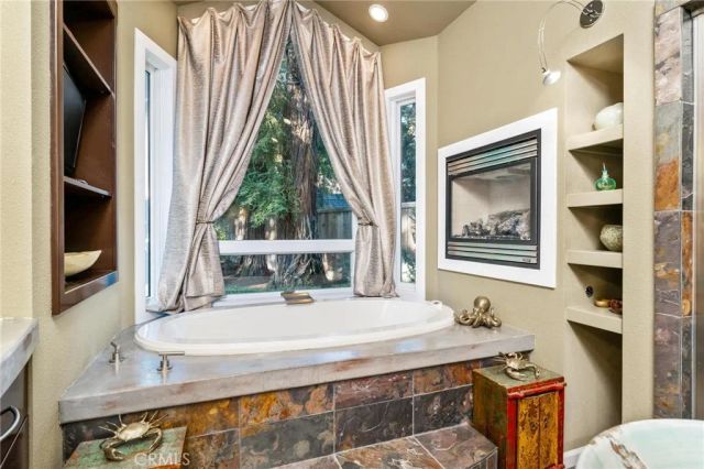 2351 Lynborough Court, Turlock, CA 95382