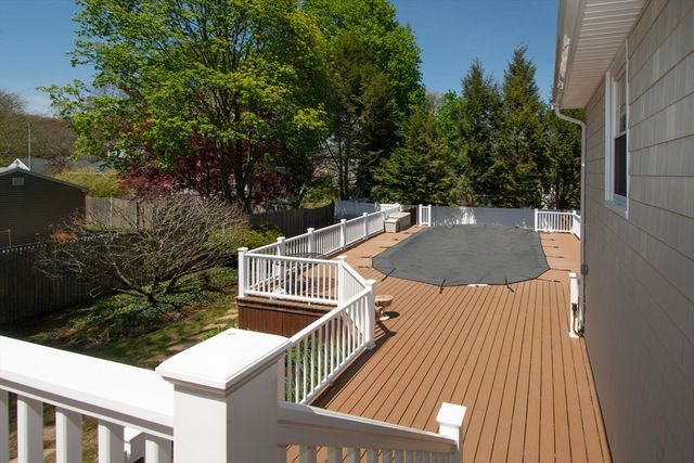 49 Woodman Cir, Weymouth, MA 02190