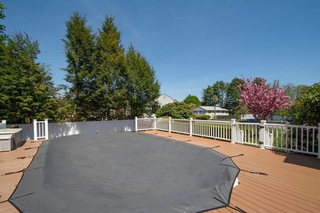 49 Woodman Cir, Weymouth, MA 02190