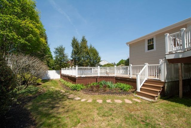 49 Woodman Cir, Weymouth, MA 02190