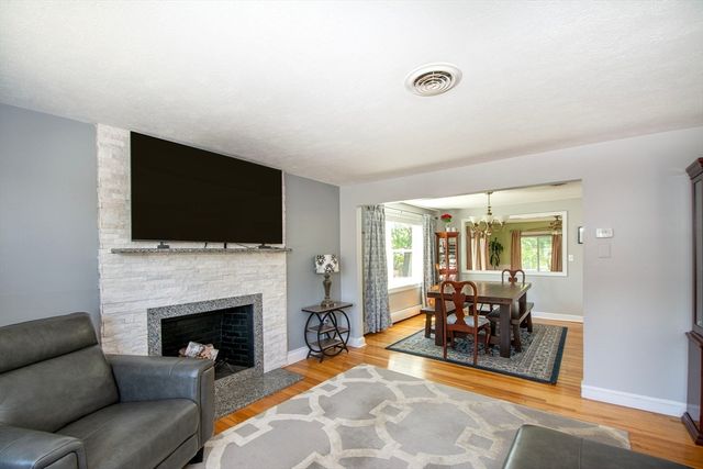 49 Woodman Cir, Weymouth, MA 02190