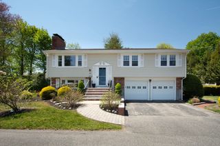 49 Woodman Cir, Weymouth, MA 02190