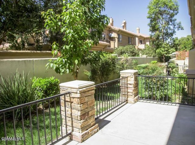 1472 Patricia Avenue 7, Simi Valley, CA 93065