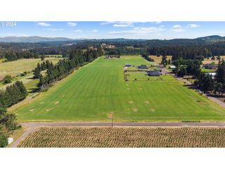 0 S Strowbridge Rd, Oregon City, OR 97045