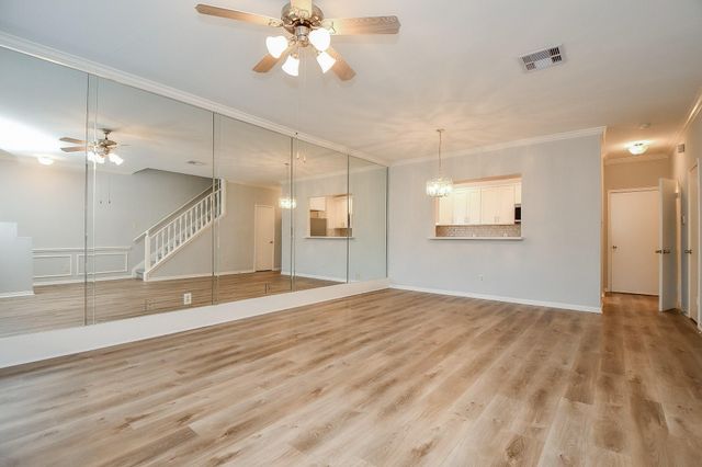 8085 El Mundo Street 8085, Houston, TX 77054