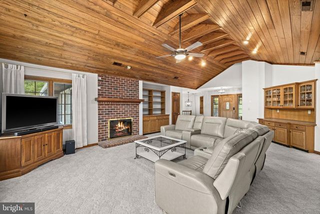 5500 HICKORY TREE LN, Mineral, VA 23117