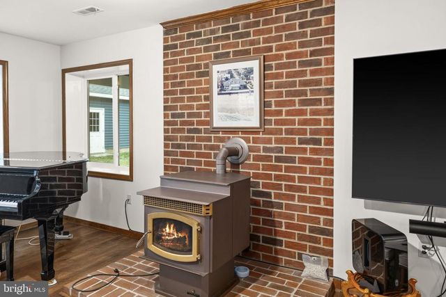 5500 HICKORY TREE LN, Mineral, VA 23117