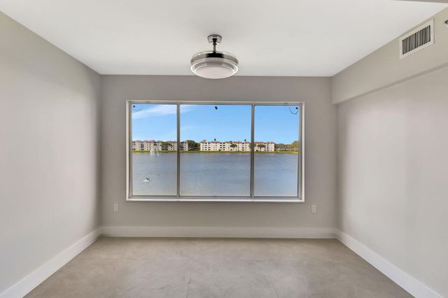 14095 Royal Vista Drive 202, Delray Beach, FL 33484