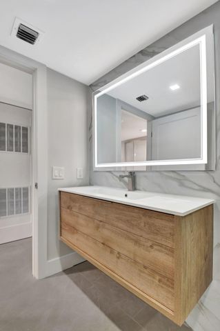 14095 Royal Vista Drive 202, Delray Beach, FL 33484